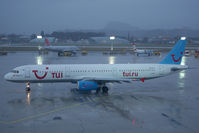 EI-ETL @ LOWS - Metrojet Airbus A321 - by Thomas Ranner