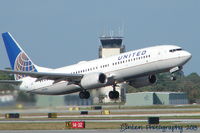N11206 @ KSRQ - United Flight 1720 (N11206) departs Sarasota-Bradenton International Airport enroute to Chicago-O'Hare International Airport - by Donten Photography