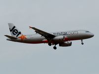 VH-VFF @ YMML - VH-VFF approaching Rwy 16, YMML - by red750