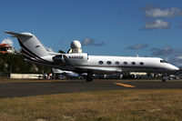 N486QS @ SXM - visitor
