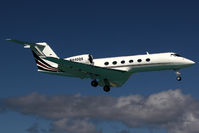 N440QS @ SXM - visitor