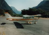 ZK-DXL - Taken at Te Anau before boarding for Queenstown - by Alan Sutton