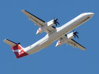 VH-QOP @ YMML - VH-QOP departing Rwy 16, YMML