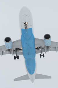 OE-LBO @ LOWW - Austrian Airlines Airbus A320 - by Thomas Ranner