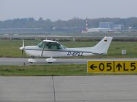 D-EFLL @ EDDH - private Skyhawk - by Jean Goubet-FRENCHSKY