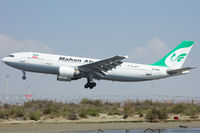EP-MNU @ LCLK - Mahan Air