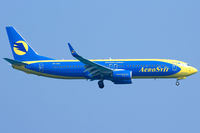 UR-AAO @ LCLK - AeroSvit Airlines