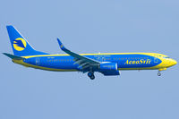 UR-AAO @ LCLK - AeroSvit Airlines