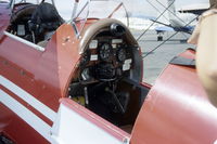 VH-HCI @ YBCS - Cockpit Detail - by Martin Spütz