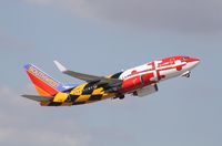 N214WN @ KFLL - Boeing 737-700 - by Mark Pasqualino