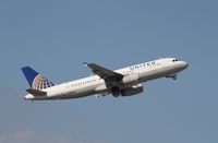 N459UA @ KFLL - Airbus A320