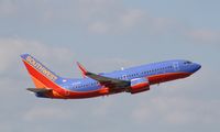 N723SW @ KFLL - Boeing 737-700 - by Mark Pasqualino