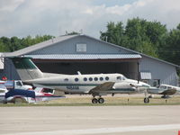 N8AM @ KOSH - taxing at Oshkosh