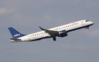 N229JB @ KFLL - ERJ 190-100 IGW