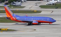 N968WN @ KFLL - Boeing 737-700 - by Mark Pasqualino