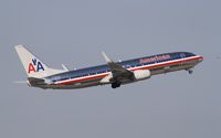 N901NN @ KFLL - Boeing 737-800 - by Mark Pasqualino