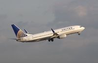 N18223 @ KFLL - Boeing 737-800