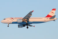 OE-LBT @ VIE - Austrian Airlines - by Chris Jilli