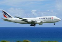 F-GITI @ FMEE - On final for rwy 14 - by Mickael Payet