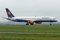 TF-FIY @ EHAM - Icelandair Boeing B757-256 landing in EHAM/AMS