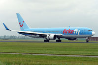 PH-OYI @ EHAM - ArkeFly(TUI Airlines Nederland) Boeing B767-304/ER landing in EHAM/AMS