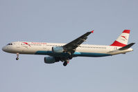 OE-LBA @ LEBL - Landing - by micka2b
