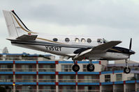 YV512T @ SXM - visitor