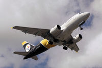 N733UW @ TNCM - N733UW