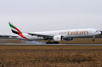A6-EBL @ VIE - Emirates