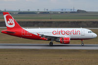 OE-LOE @ VIE - Air Berlin (NIKI)