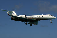 N142HC @ SXM - visitor