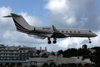 N445QS @ SXM - visitor