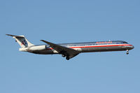 N566AA @ DFW - American Airlines landing at DFW Airport