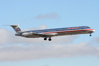 N568AA @ DFW - American Airlines landing at DFW Airport