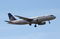 N413UA @ DFW - Landing at DFW Airport - by Zane Adams