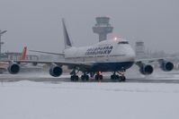 EI-XLF @ LOWS - Transaero 747-400 - by Andy Graf - VAP