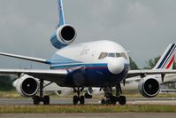 Z-AVT @ LFBD - Avient Air Zimbabwe Ltd - by Jean Goubet-FRENCHSKY
