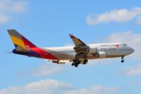 HL7423 @ EDDF - Asiana B744 landing - by FerryPNL
