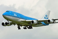 PH-BFR @ EHAM - KLM Royal Dutch Airlines Boeing B747-406M final approach EHAM/AMS