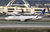 N87512 @ KLAX - Boeing 737-800