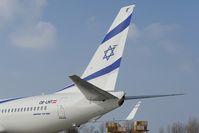 OE-LNT @ LOWW - El Al Boeing 737-800 - by Dietmar Schreiber - VAP