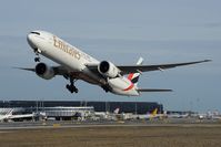 A6-EBT @ LOWW - Emirates Boeing 777-300 - by Dietmar Schreiber - VAP