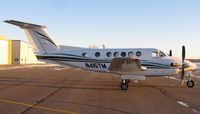 N415TM @ KAXN - Raytheon 200 Super King Air on the line. - by Kreg Anderson