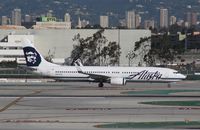 N317AS @ KLAX - Boeing 737-900 - by Mark Pasqualino