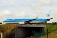 PH-BXD @ LFPG - Boeing 737-8K2 [29134] (KLM-Royal Dutch Airlines) Paris-Charles De Gaulle~F 24/06/2011