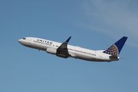 N77258 @ KLAX - Boeing 737-800