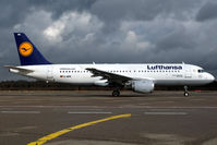 D-AIPX @ CGN - visitor - by Wolfgang Zilske