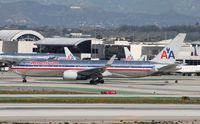 N358AA @ KLAX - Boeing 767-300 - by Mark Pasqualino
