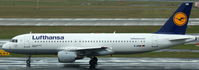 D-AIQB @ EDDL - Lufthansa, here on the taxiway at Düsseldorf Int´l (EDDL) - by A. Gendorf