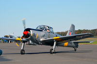 N435WV @ KCJR - Taxi - Culpeper Air Fest 2012 - by Ronald Barker